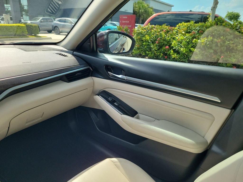2023 Nissan Altima 2.5 SL