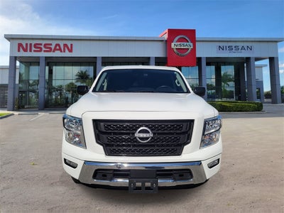 2023 Nissan Titan SV