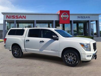 2023 Nissan Titan SV
