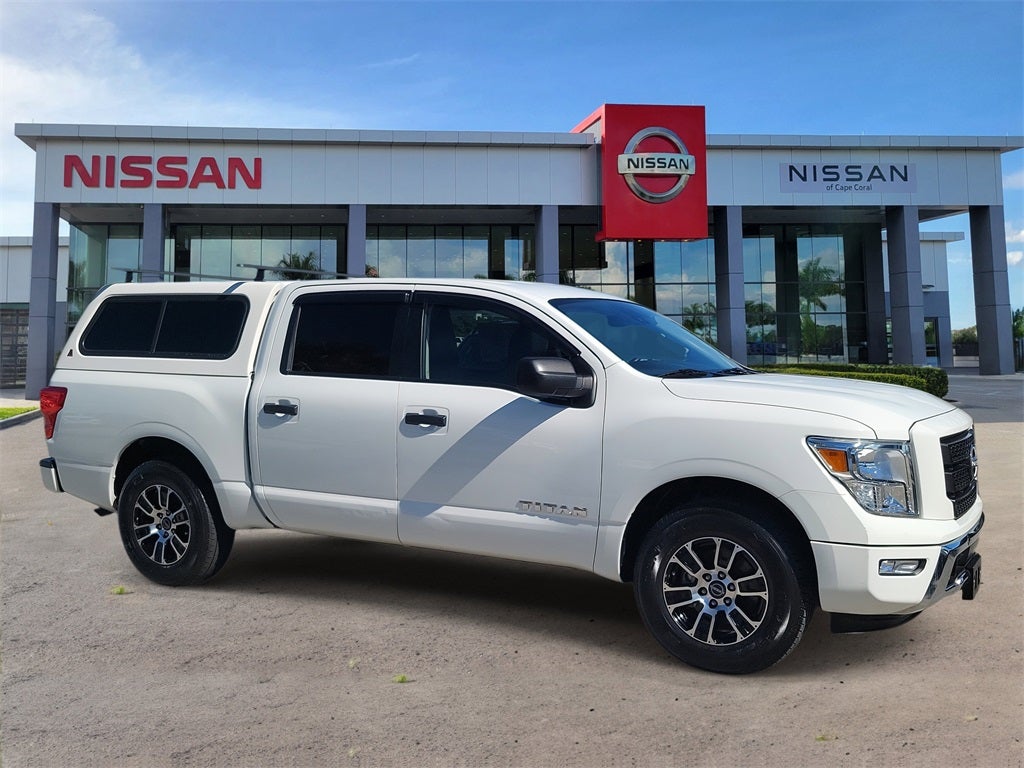 2023 Nissan Titan SV