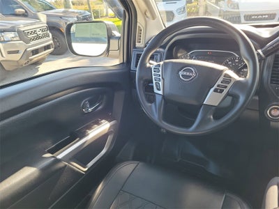 2023 Nissan Titan SV