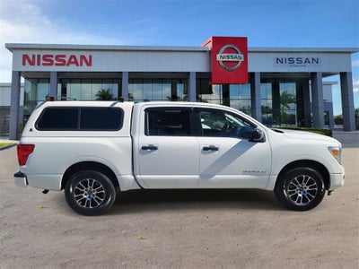 2023 Nissan Titan SV