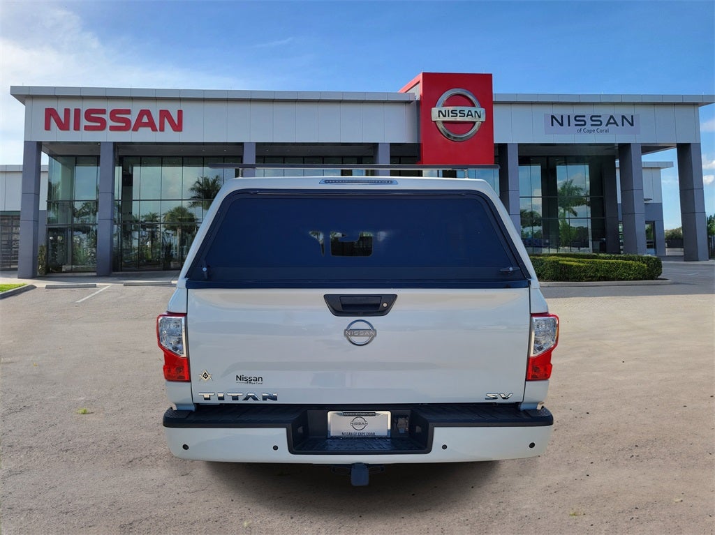 2023 Nissan Titan SV