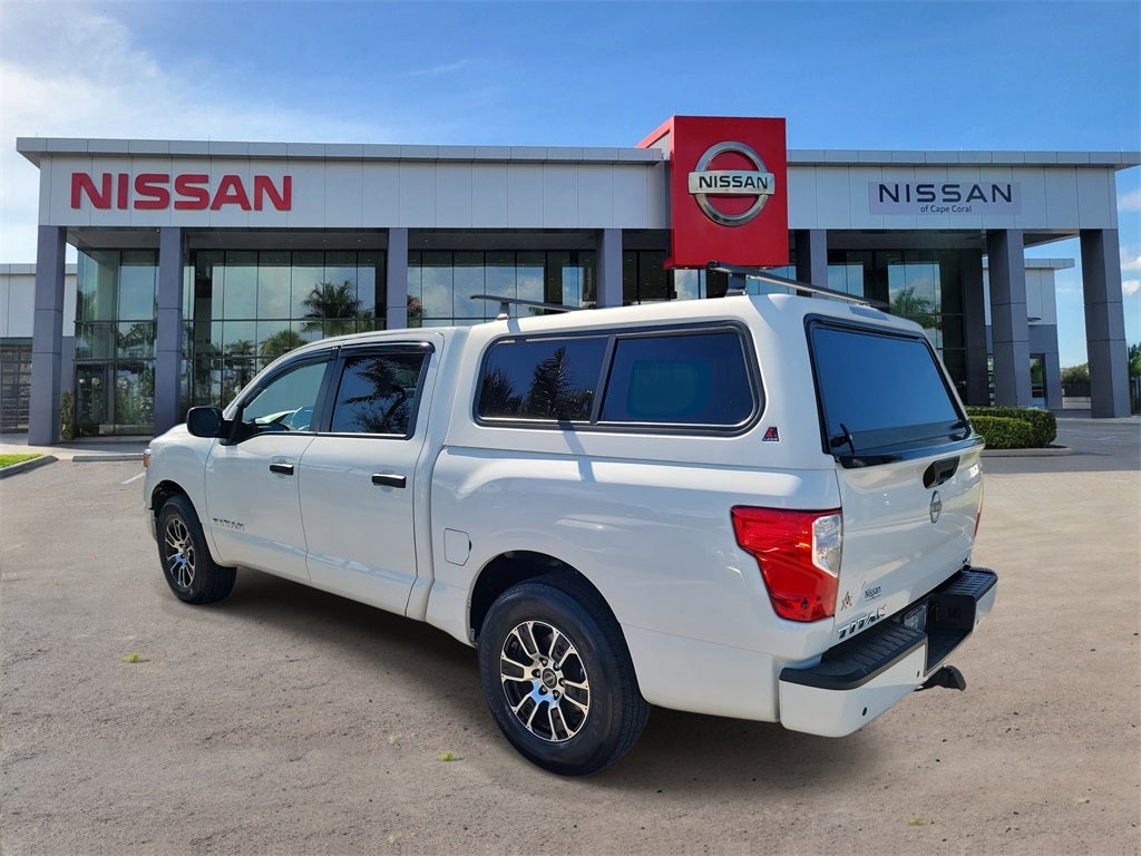 2023 Nissan Titan SV