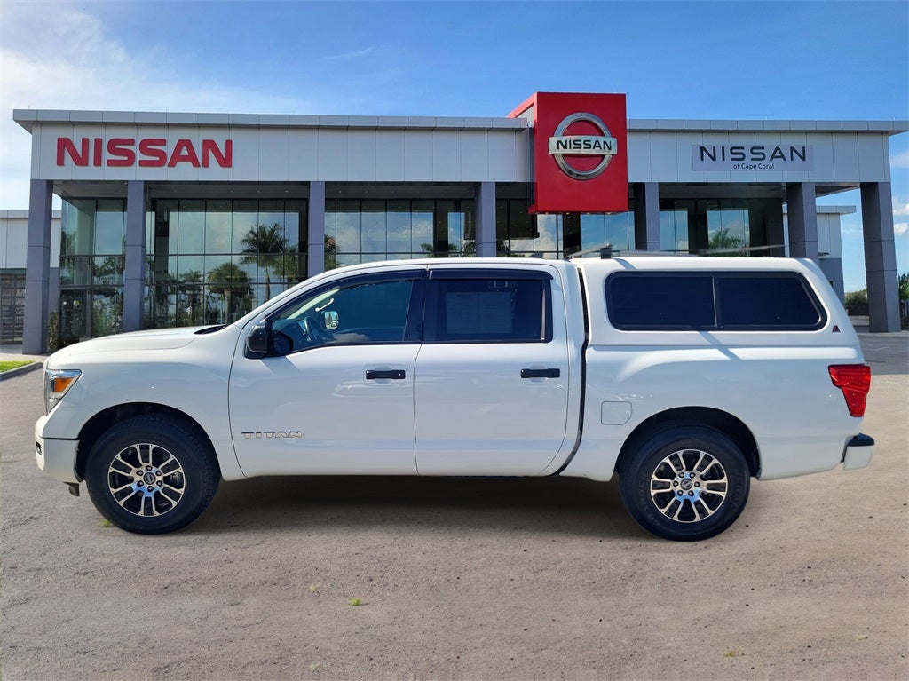 2023 Nissan Titan SV