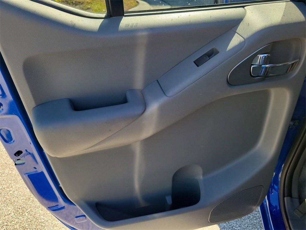 2014 Nissan Frontier SV