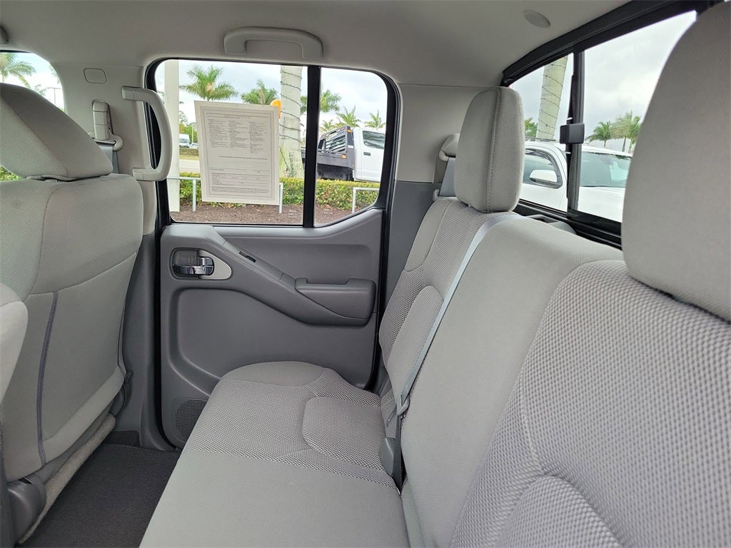 2021 Nissan Frontier SV