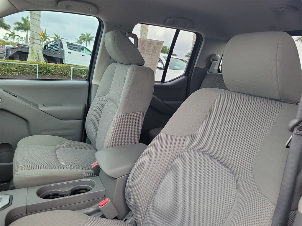 2021 Nissan Frontier SV