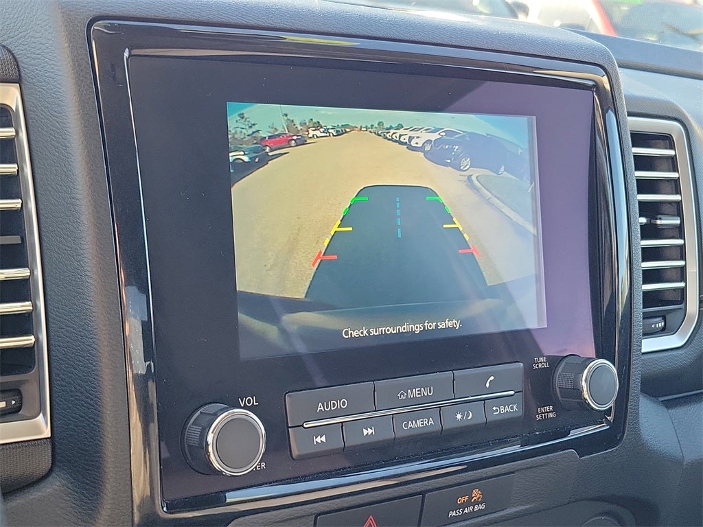 2023 Nissan Frontier SV