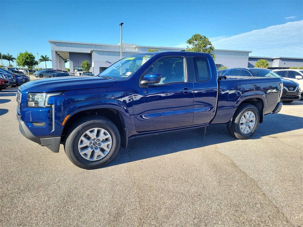 2023 Nissan Frontier SV