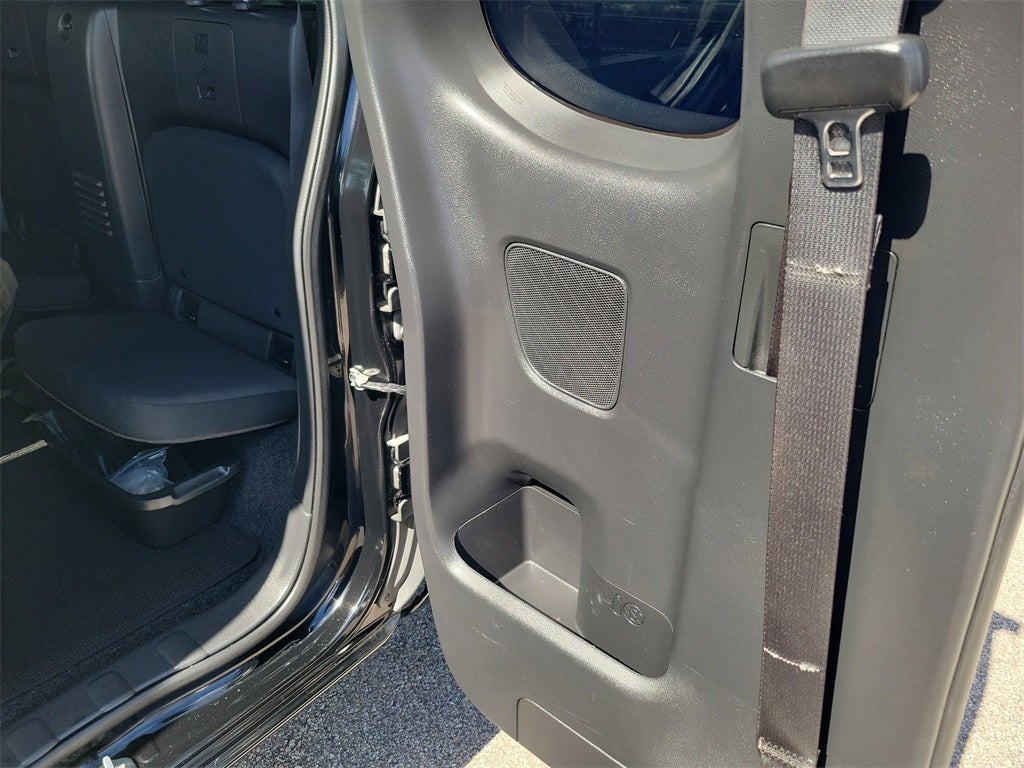 2023 Nissan Frontier S