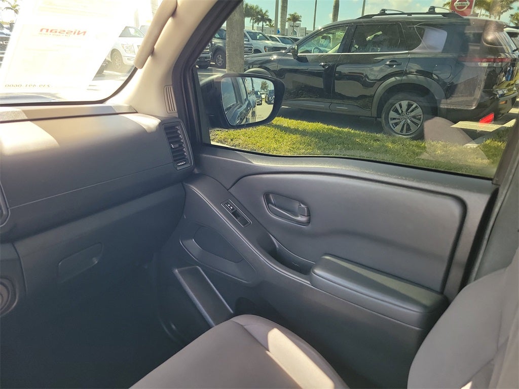 2023 Nissan Frontier S