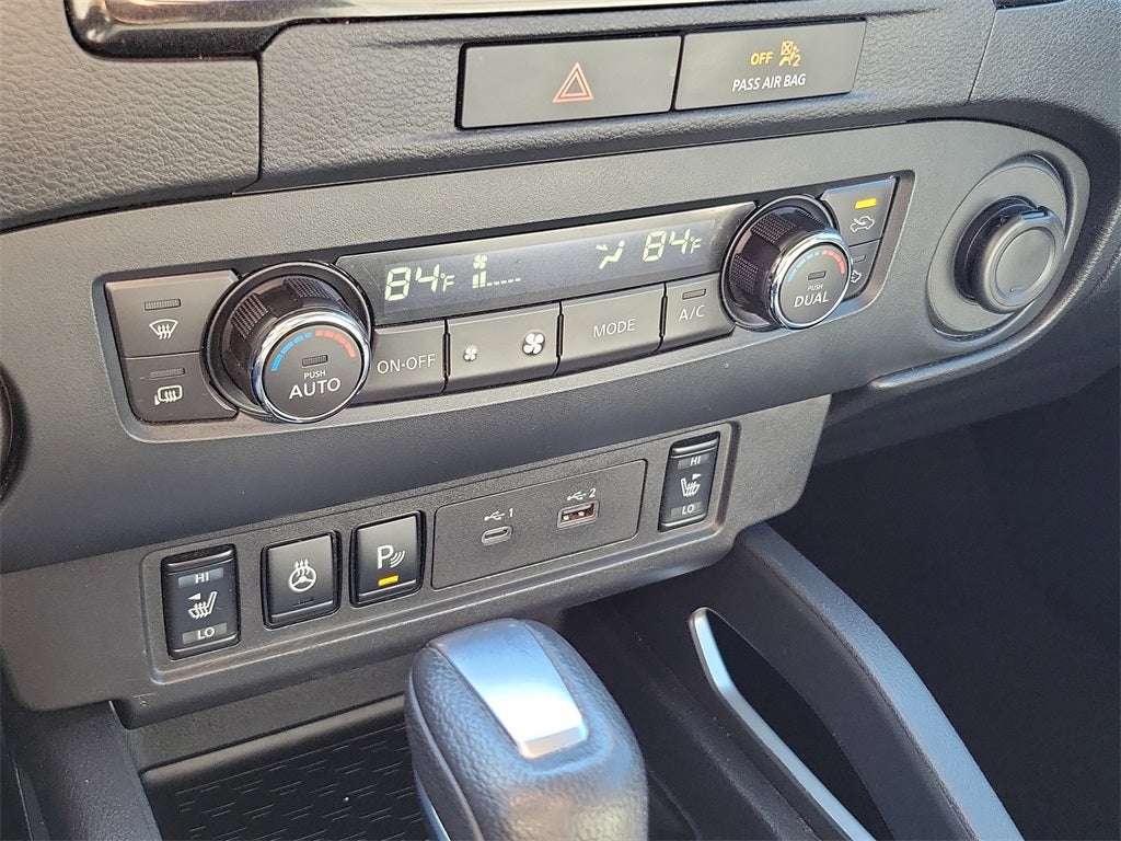 2022 Nissan Frontier SV