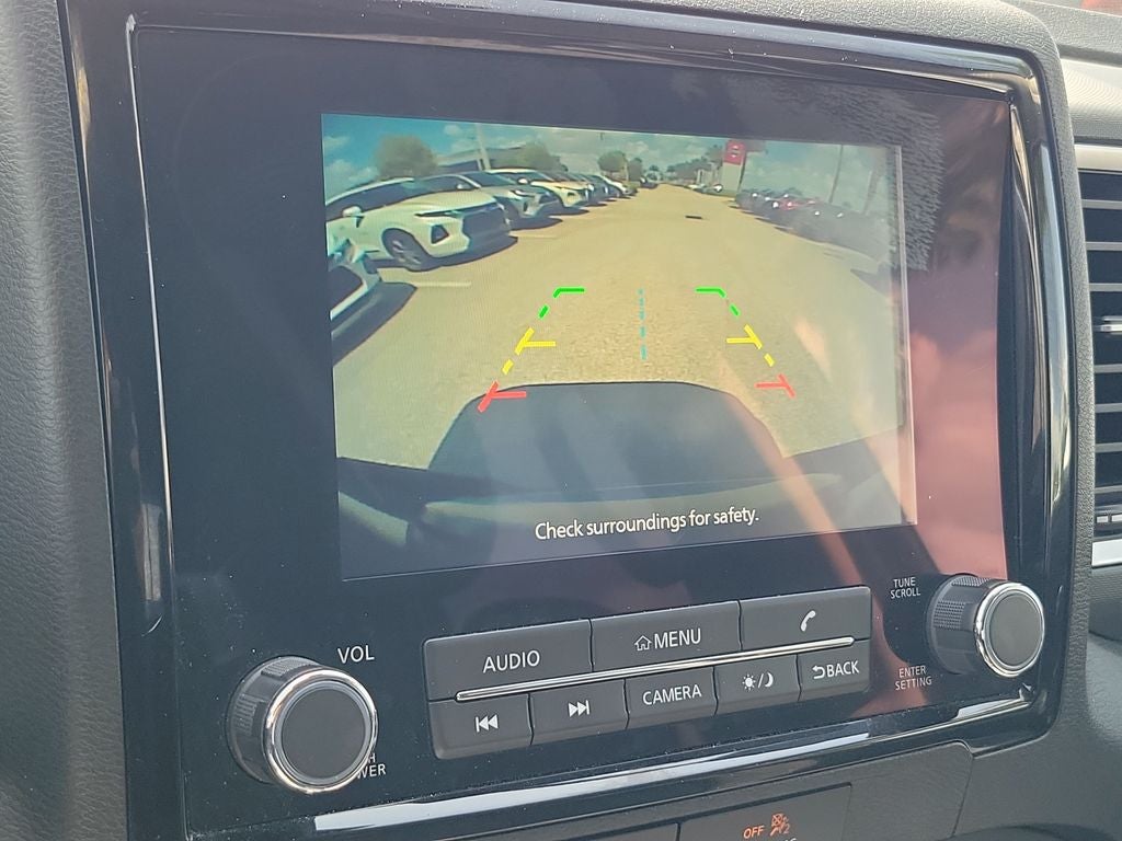 2022 Nissan Frontier SV