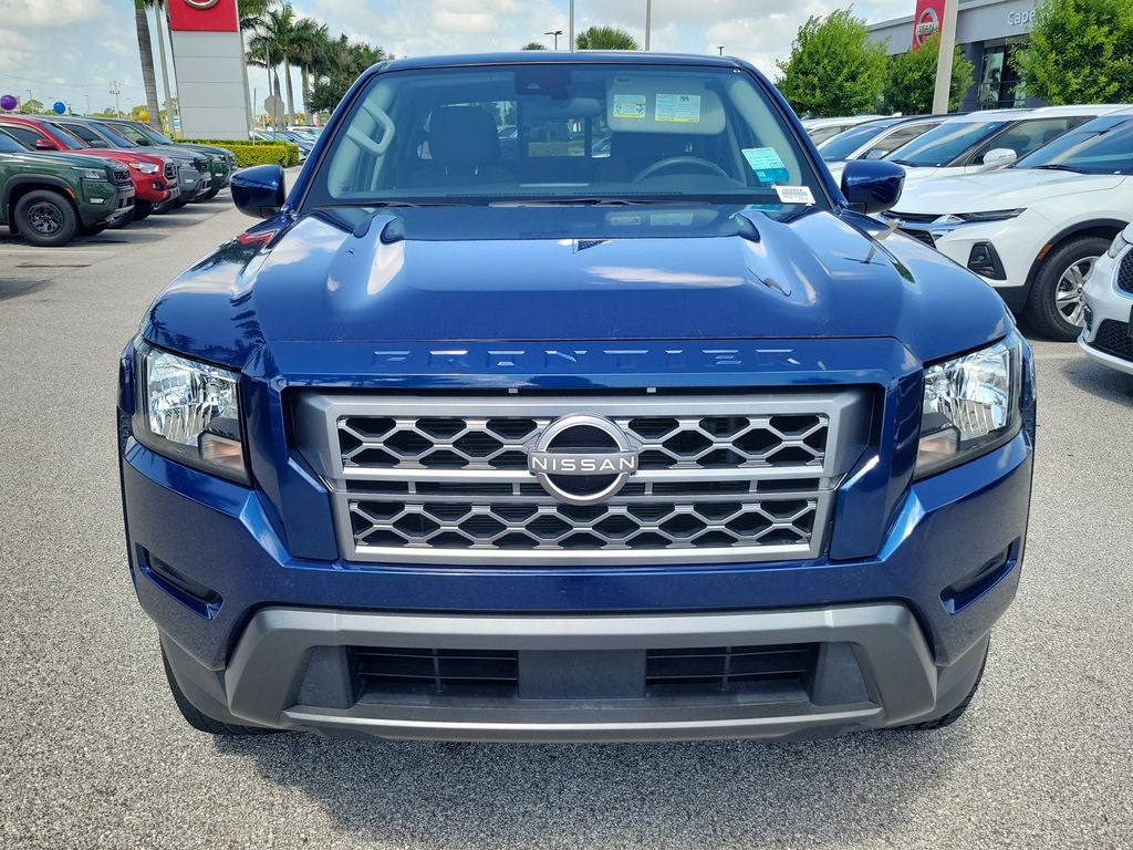 2022 Nissan Frontier SV