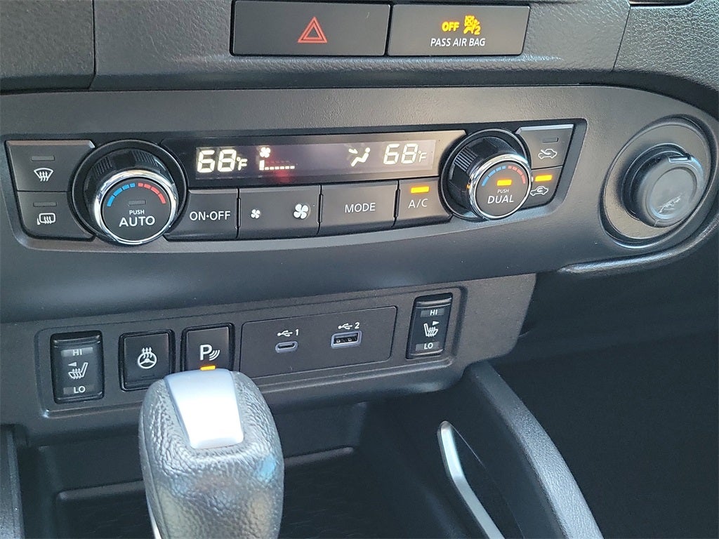 2023 Nissan Frontier SV