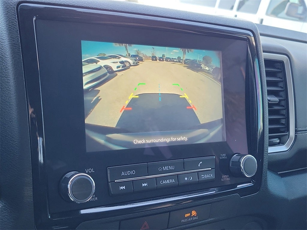 2023 Nissan Frontier SV