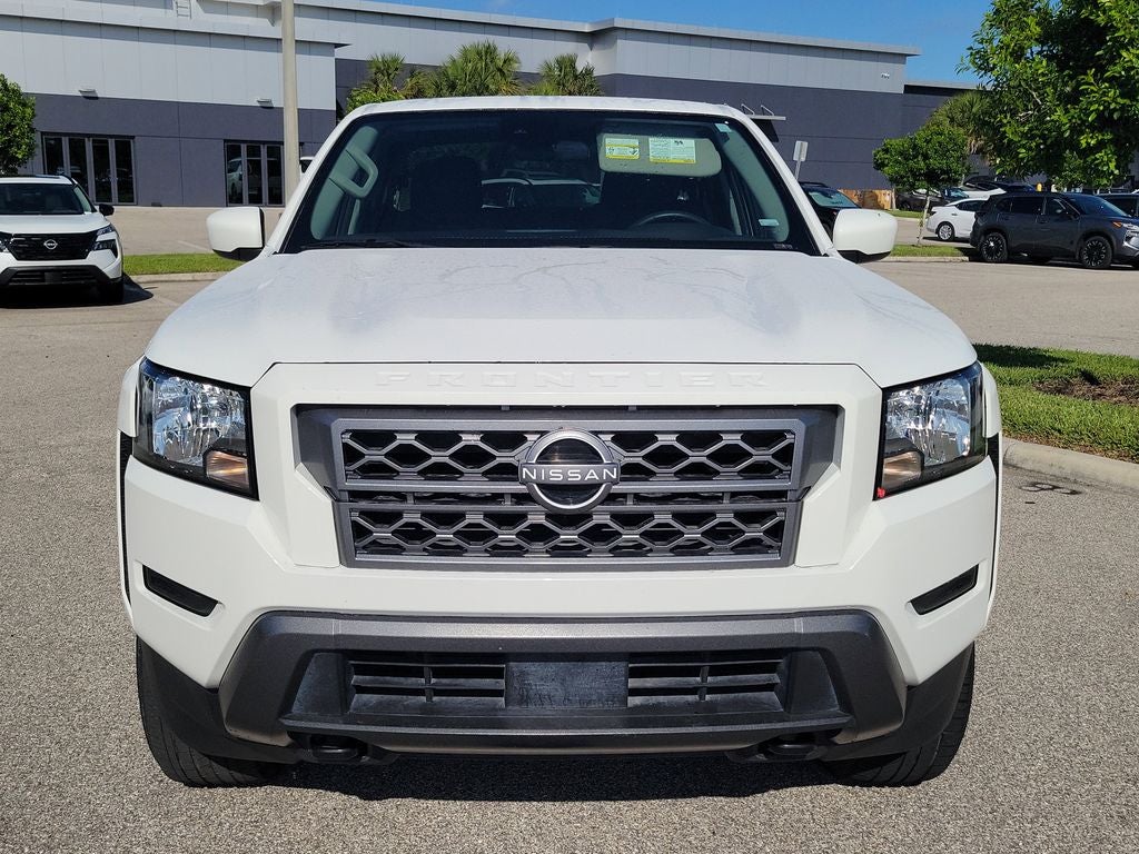 2023 Nissan Frontier SV