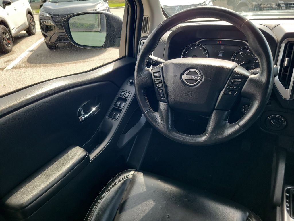 2025 Nissan Frontier SL