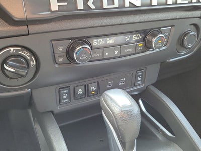 2025 Nissan Frontier SL