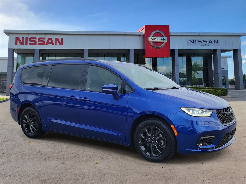 2021 Chrysler Pacifica Touring L