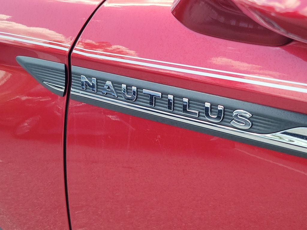 2021 Lincoln Nautilus Standard