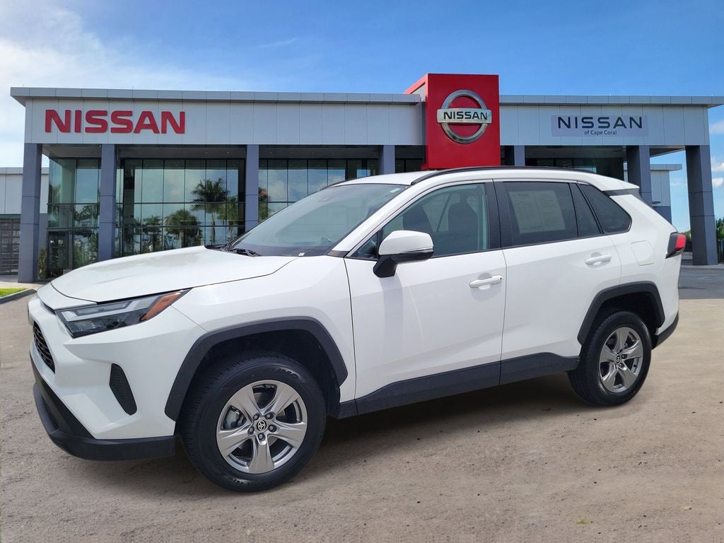 2024 Toyota RAV4 XLE