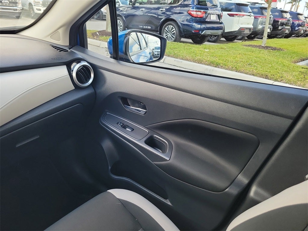 2022 Nissan Versa 1.6 SV