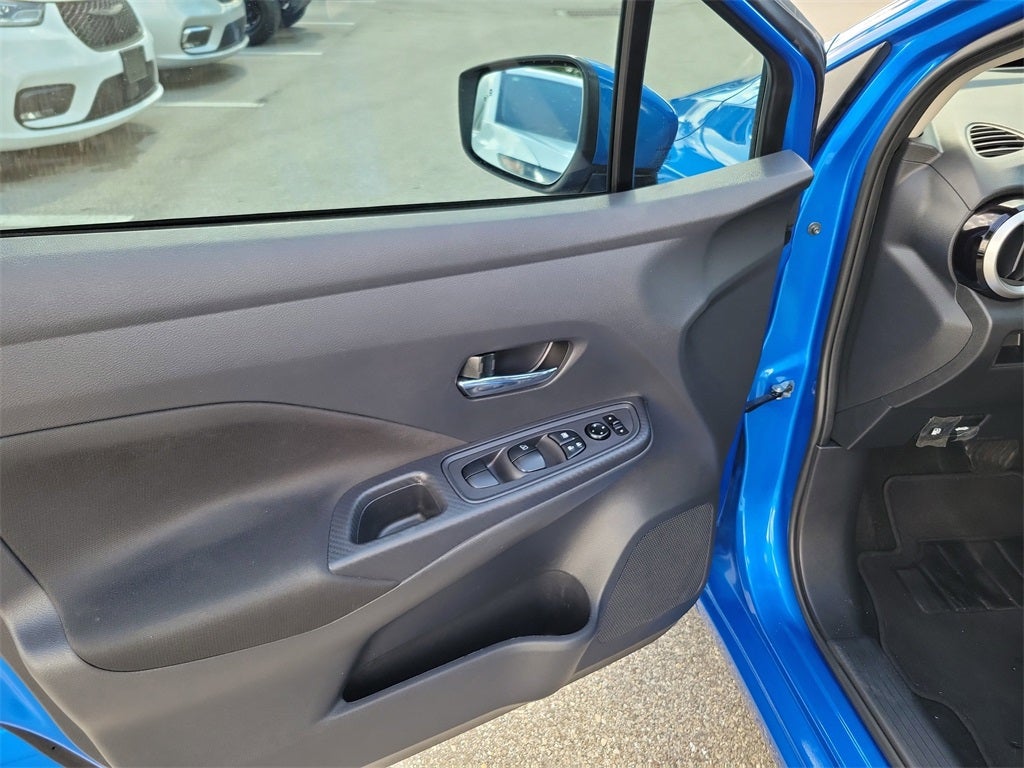 2022 Nissan Versa 1.6 SV