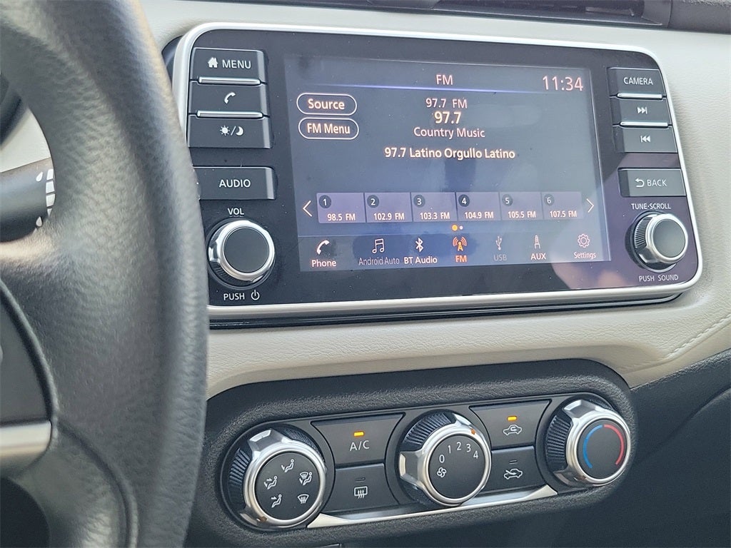 2022 Nissan Versa 1.6 SV