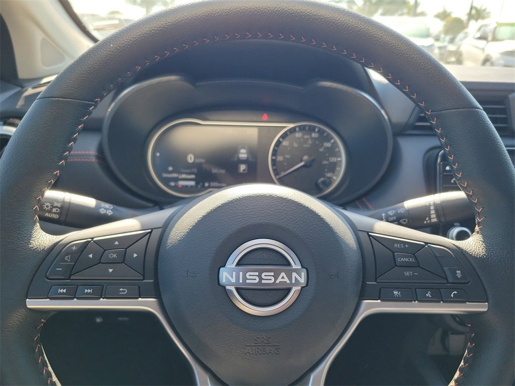 2025 Nissan Versa 1.6 SR