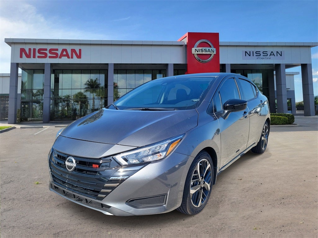 2025 Nissan Versa 1.6 SR