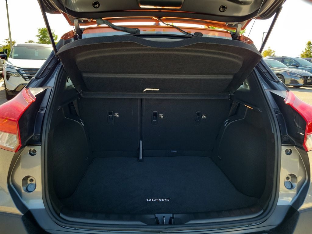 2019 Nissan Kicks SR