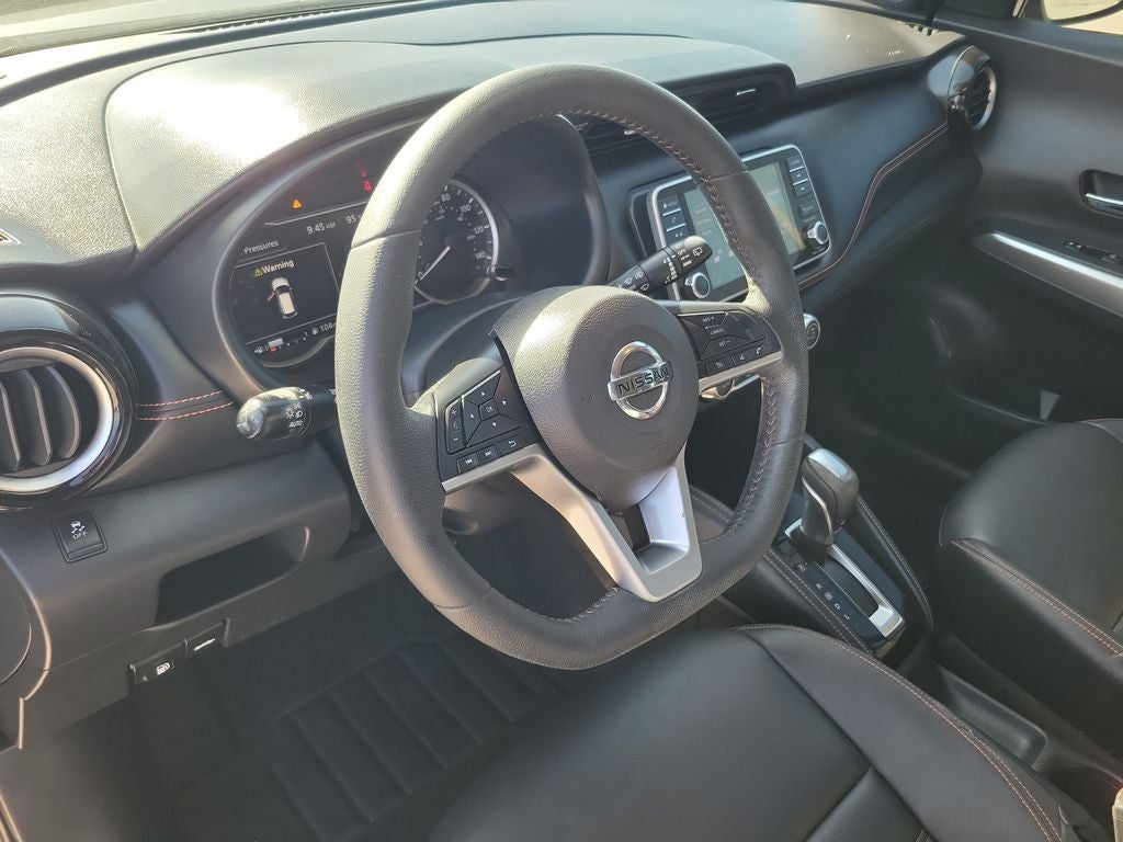 2019 Nissan Kicks SR