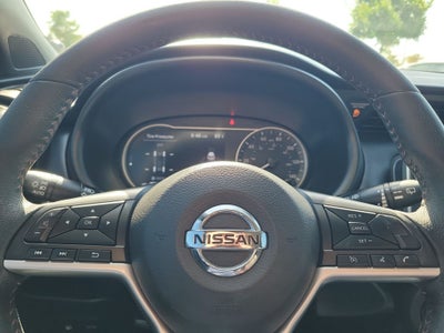 2019 Nissan Kicks SR