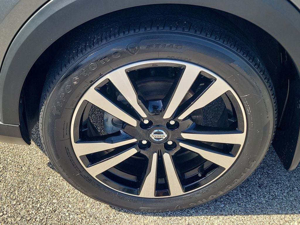 2019 Nissan Kicks SR