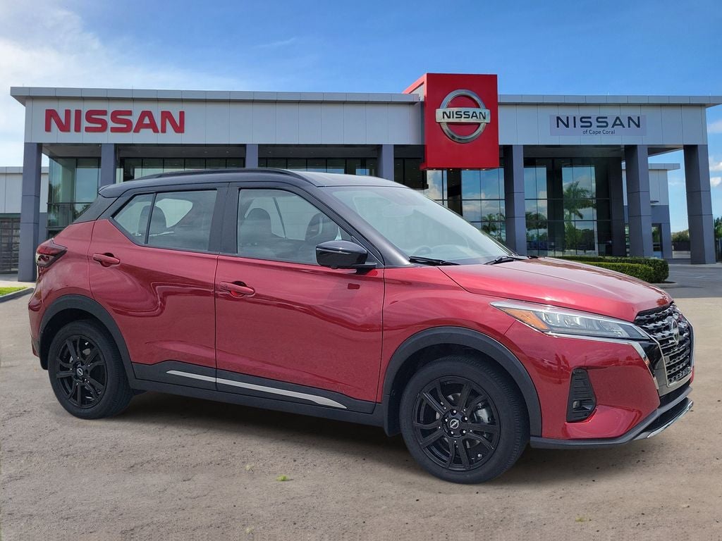 2023 Nissan Kicks SR