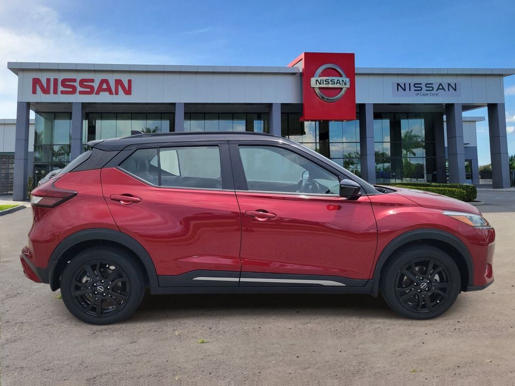 2023 Nissan Kicks SR