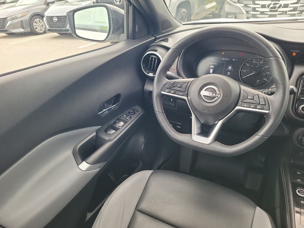 2023 Nissan Kicks SR