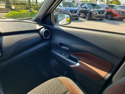 2024 Nissan Kicks SR