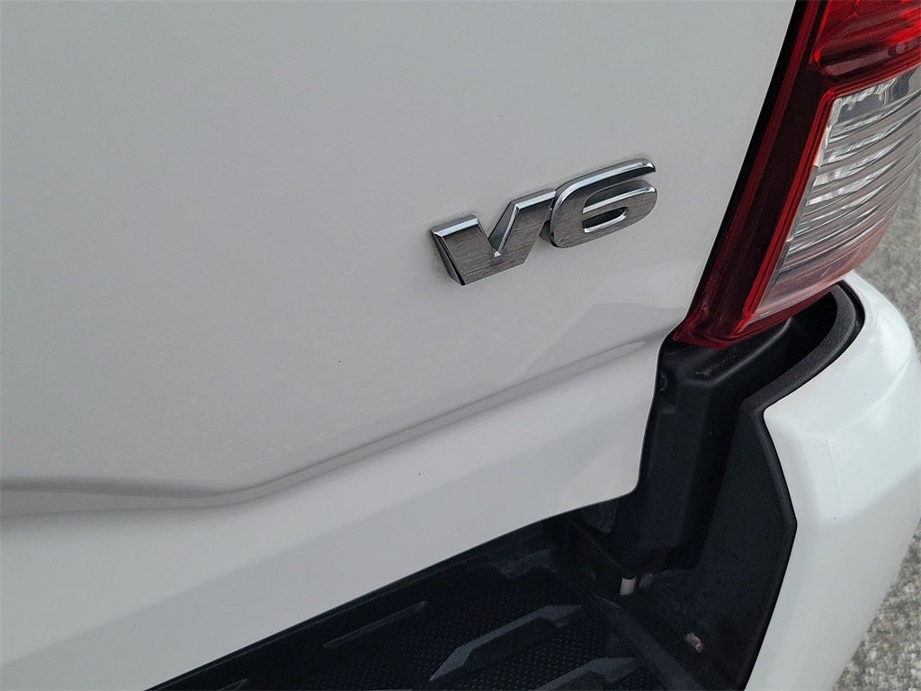 2022 Toyota Tacoma SR V6