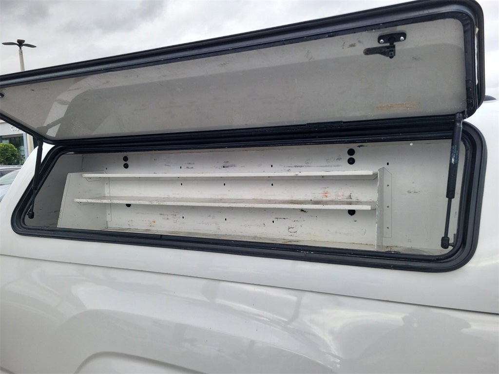 2022 Toyota Tacoma SR V6