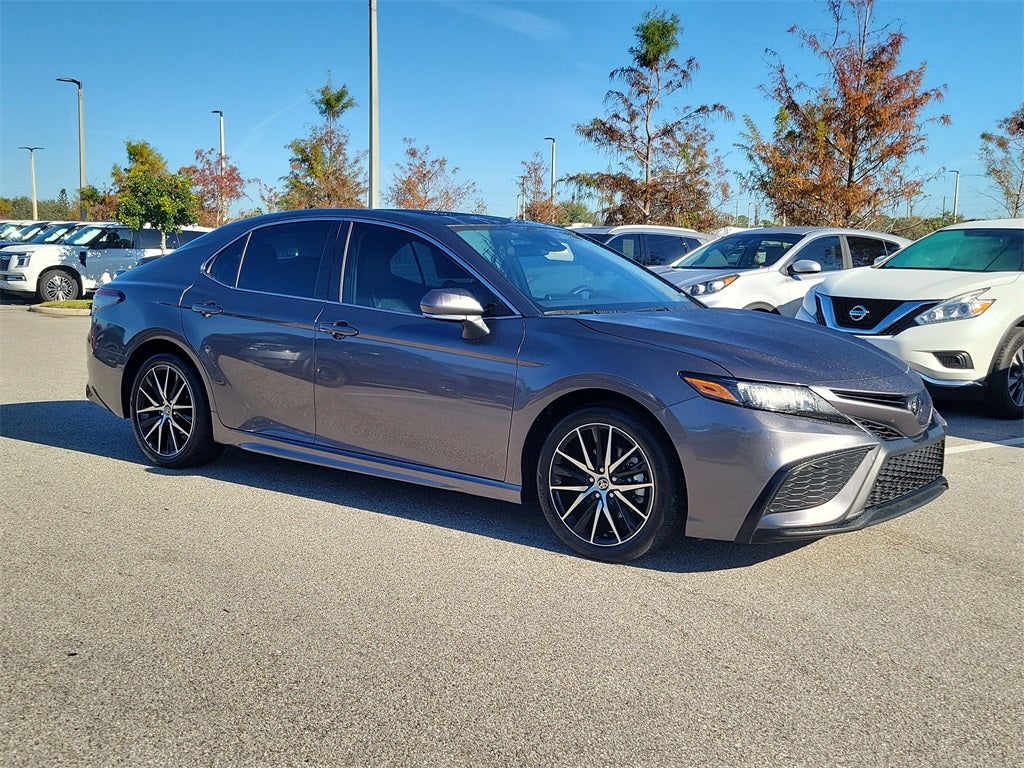 2024 Toyota Camry SE