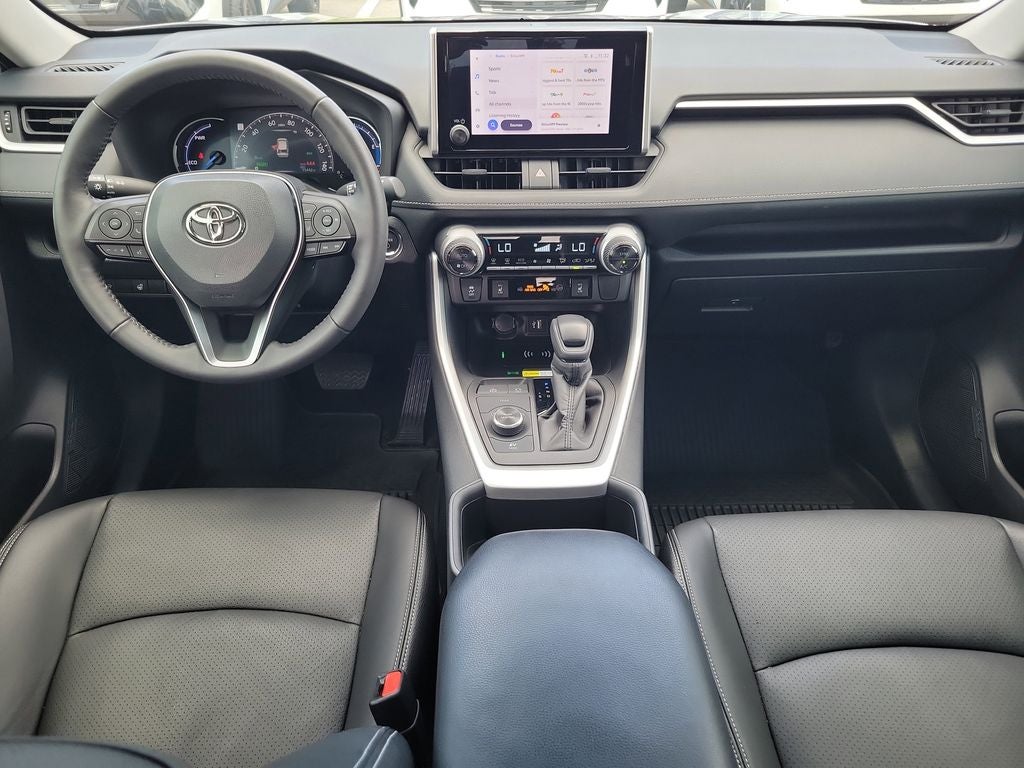 2024 Toyota RAV4 Hybrid XLE