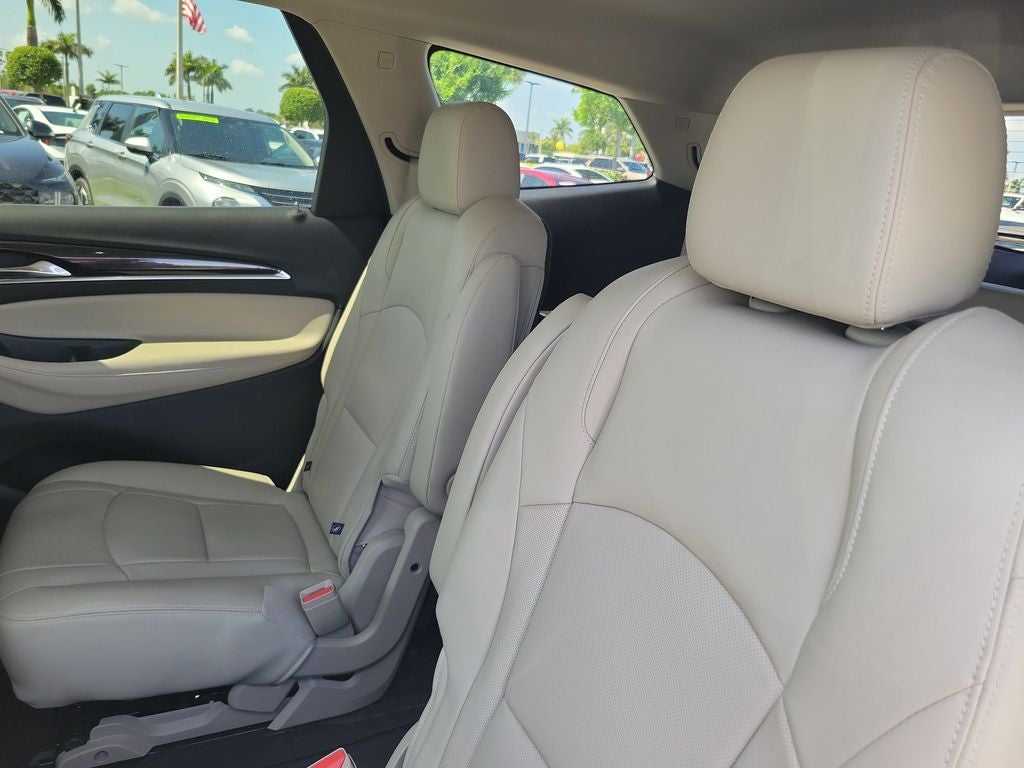 2021 Buick Enclave Essence