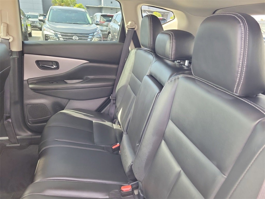 2022 Nissan Murano SV