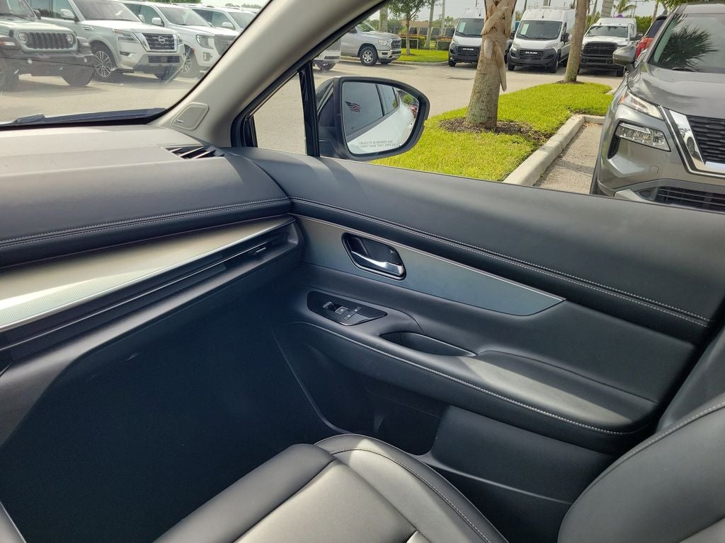 2025 Nissan Murano SL