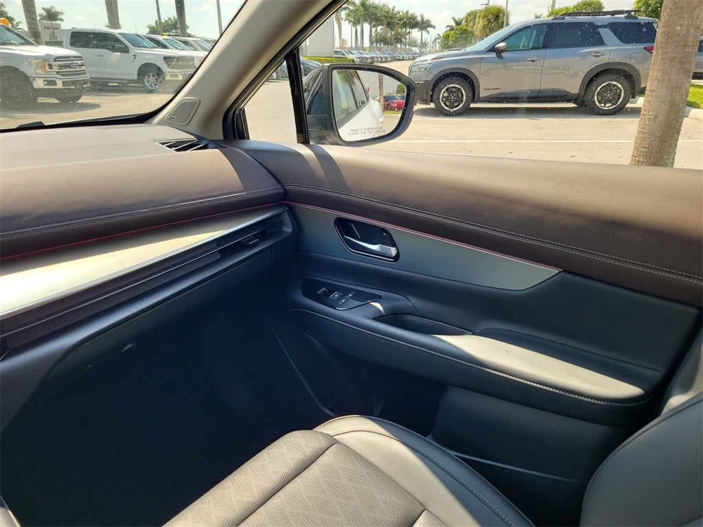 2025 Nissan Murano Platinum