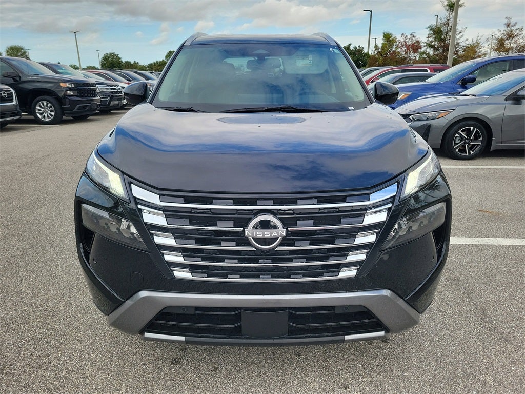 2025 Nissan Rogue SL