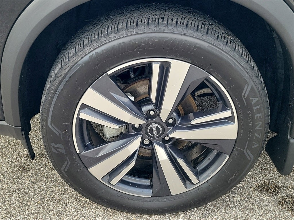 2025 Nissan Rogue SL